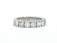 Alliance ring met zeer hoge kwaliteit aan diamanten - afbeelding 8 van  10