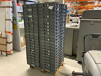 Allibert partij magazijnbakken - afbeelding 1 van  6