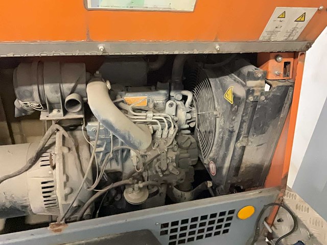 Allmand night-lite pro mobiele lichtmast - afbeelding 18 van  19