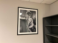 Allposters j.f. kennedy ingelijste zwart-wit foto (20x) - afbeelding 3 van  20