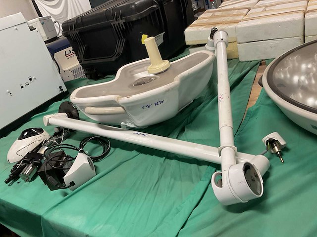 Alm axcel examination light - afbeelding 3 van  5