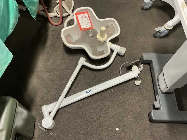 Alm hospital light - afbeelding 2 van  4