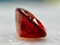 Almandien 3.83 carat natuurlijke almandien - afbeelding 3 van  5