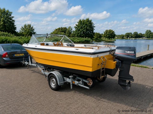 Almar speedboot met yamaha 40 pk & pega trailer - afbeelding 14 van  15
