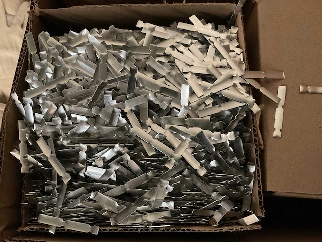 Almiclips (300000x) - afbeelding 1 van  2