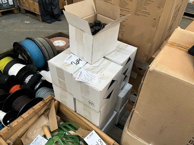 Aloe vera - alcohol based hand gel -- schoonmaakmiddel (16x) - afbeelding 2 van  4