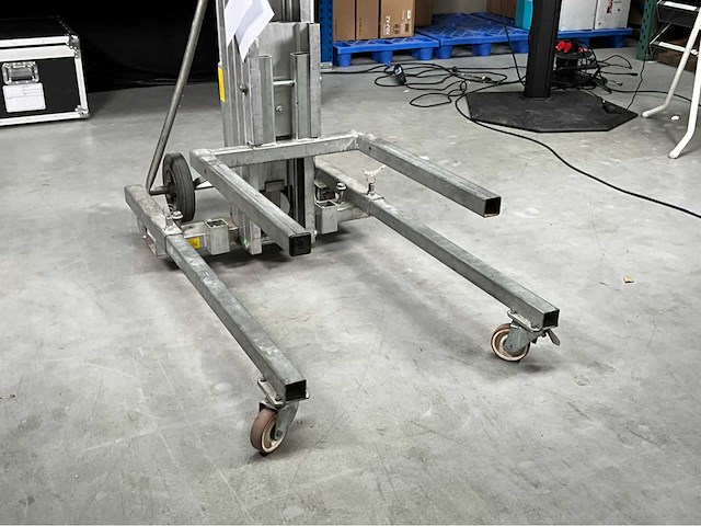 Alp-lift lmw materiaallift - afbeelding 8 van  13