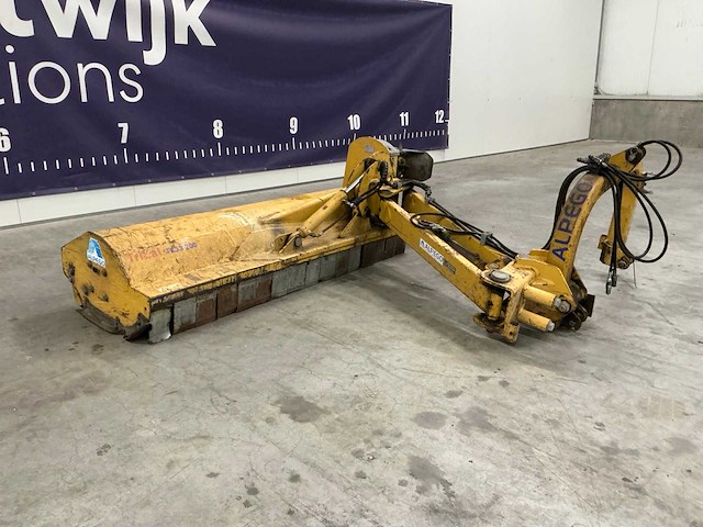 Alpego trilat tl33 200 klepelmaaier - afbeelding 3 van  7