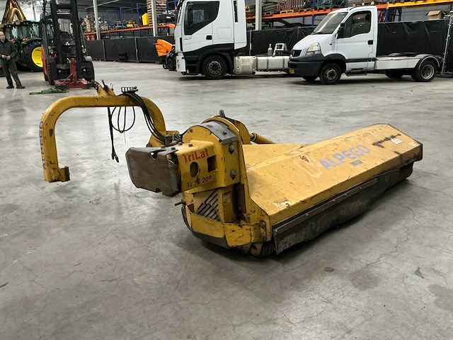 Alpego trilat tl33 200 klepelmaaier - afbeelding 6 van  7