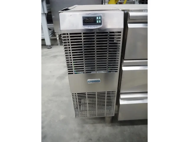 Alpeninox - afbeelding 7 van  9