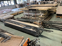 Alpha deur overheaddeur - afbeelding 1 van  5