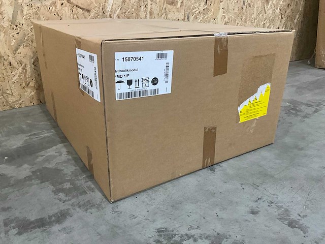 Alpha innotec 15070541 hydraulische module hmd 1/e +luxii +e-elem. +e-pomp - afbeelding 1 van  5