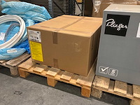 Alpha innotec hdv 9-1/3 hydrauliekstation - afbeelding 2 van  3