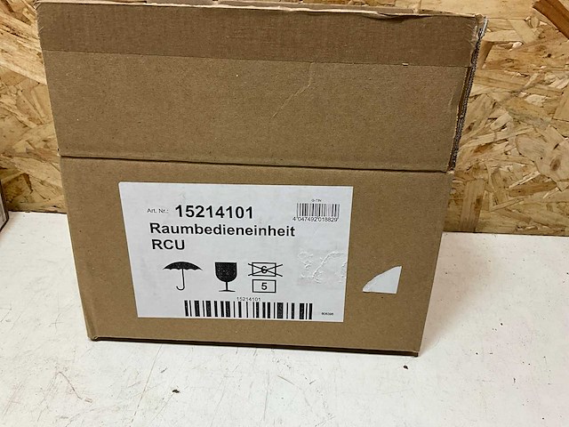 Alpha innotec rcu ruimtebedieneenheid - afbeelding 1 van  3