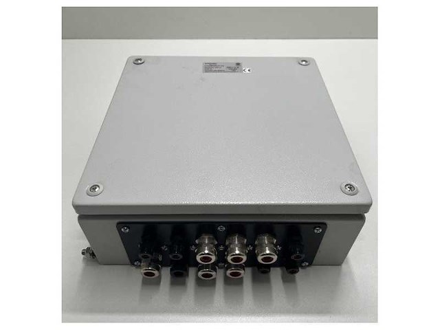 Alphatron alphaseapilot sta autopilot processor unit - 3104.0532 - afbeelding 2 van  4