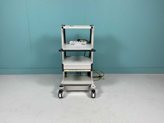 Alphatron diverse medische apparatuur - afbeelding 1 van  3