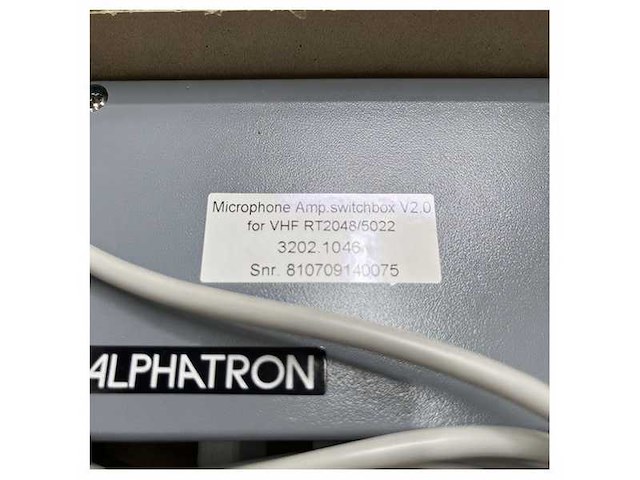 Alphatron microphone amp switchbox for rt2048 and rt5022 vhf - afbeelding 3 van  3