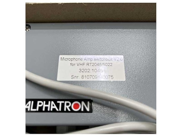 Alphatron microphone amp switchbox for rt2048 and rt5022 vhf - afbeelding 5 van  5