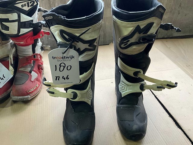 Alpinestars tech 3 paar crosslaarzen (mt 46) - afbeelding 2 van  3