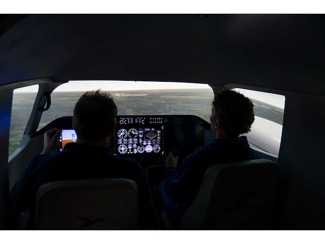 Alsim al250 certified flight training device (easa fnpt ii) / flight simulator - afbeelding 44 van  52