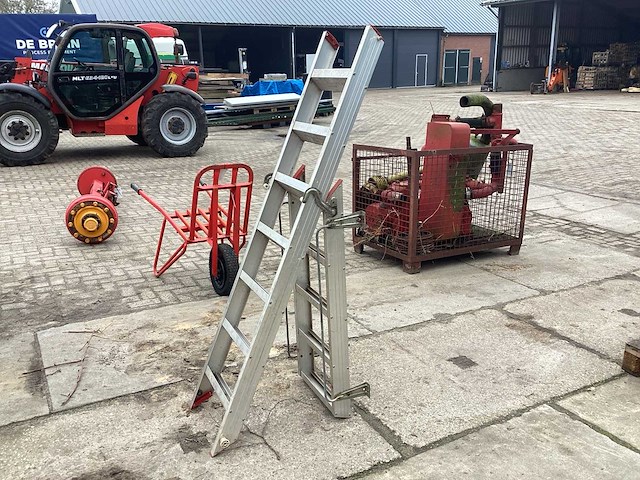 Alstar vaste trap - afbeelding 1 van  4