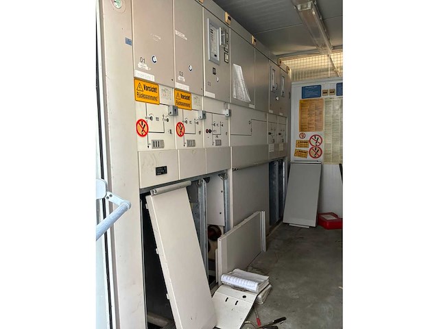 Alstom ttg-3520-6 dubbele 3-fase transformator in zeecontainer - afbeelding 21 van  25
