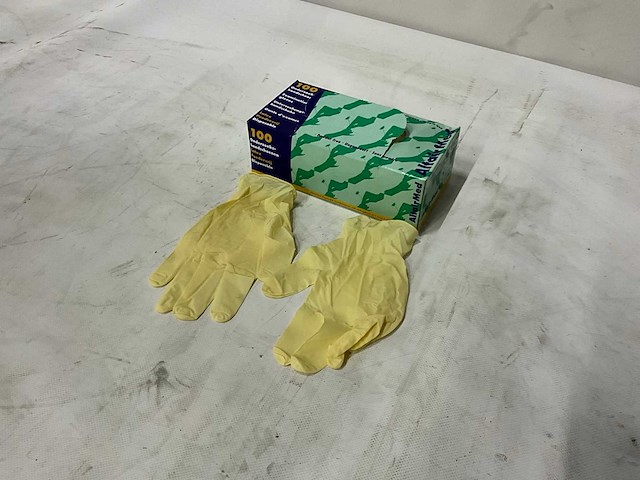 Altair med - partij latex handschoenen - afbeelding 1 van  7