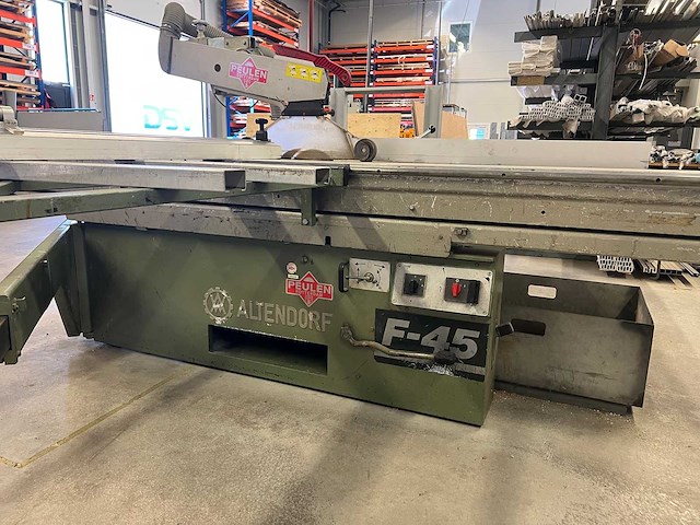 Altendorf - 1987 - f45 - formaatcirkelzaagmachine - afbeelding 4 van  8