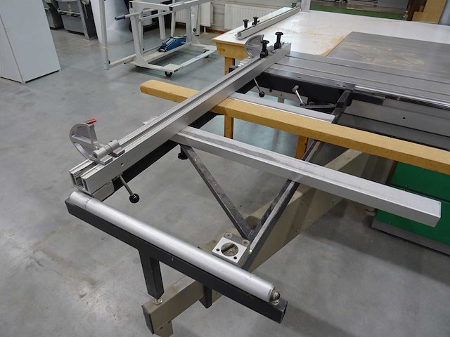 Altendorf - 1996 - f45 elmo 2 - formaatzaagmachine - afbeelding 6 van  16