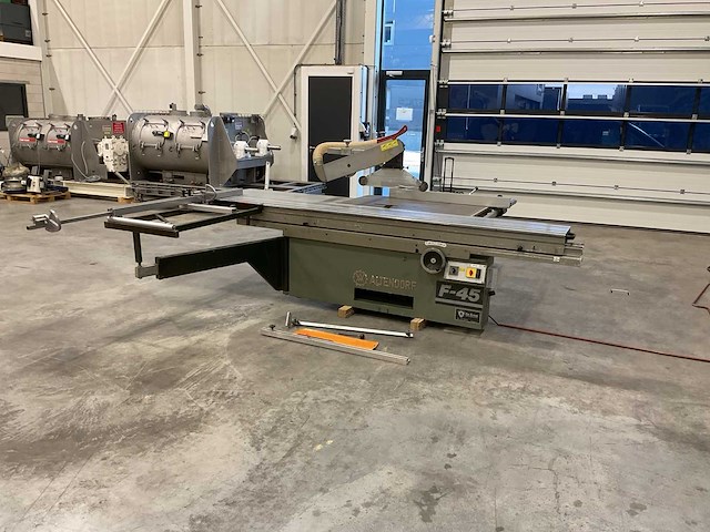 Altendorf f-45 formaatcirkelzaagmachine - afbeelding 1 van  15