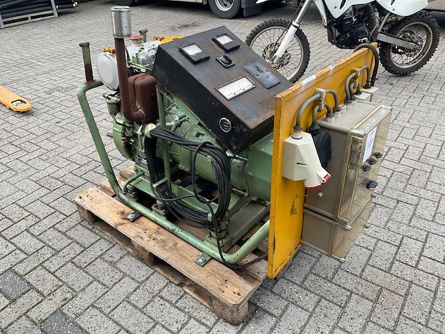 Alternateurs 7,5 kva stroomgenerator - afbeelding 1 van  9
