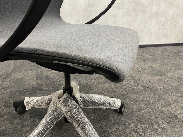 Alternativ - bureaustoel grijs gestoffeerd - ongebruikt - afbeelding 9 van  15