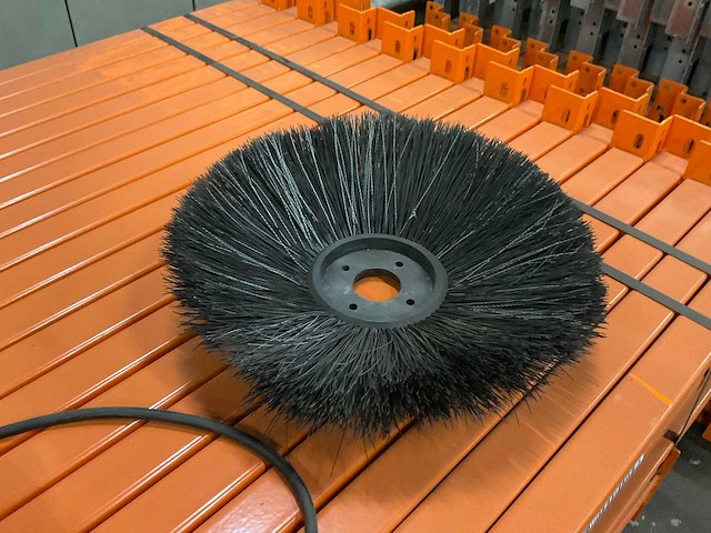 Alto - floortec r360b - zelfrijdende electrische veegmachine - afbeelding 3 van  13