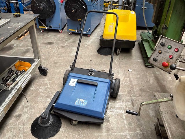 Alto kc500m veegmachine - afbeelding 1 van  2