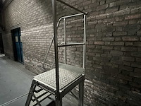 Altrex - bordestrap 4-trede v.v. leuning - afbeelding 4 van  6