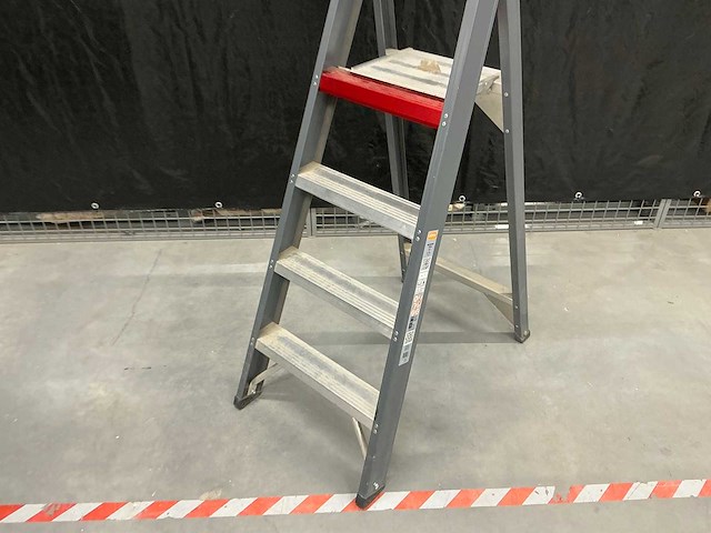 Altrex - falco fe04 - uitzettrap - afbeelding 2 van  6