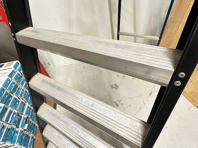 Altrex - taurus tgb 12-n - trap - afbeelding 3 van  4