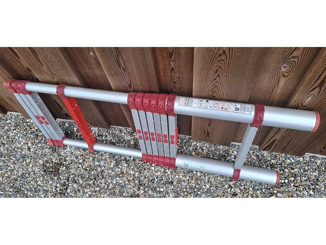 Altrex - teleclimb - aluminium telescopische ladder - afbeelding 3 van  7