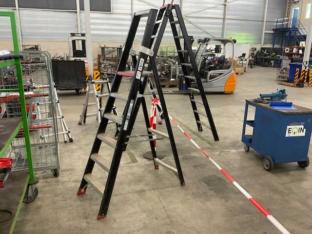 Altrex - trap - afbeelding 1 van  4