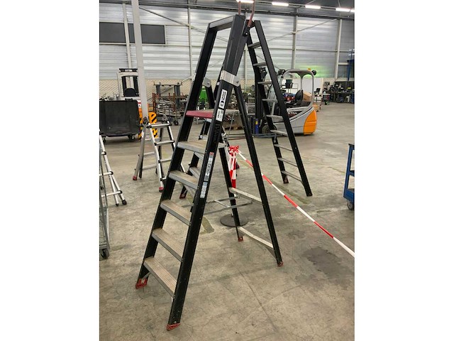 Altrex - trap - afbeelding 2 van  4