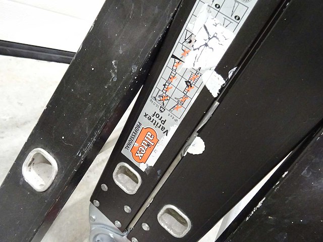 Altrex - varitrex prof - vouwladder 4x4 - afbeelding 2 van  2