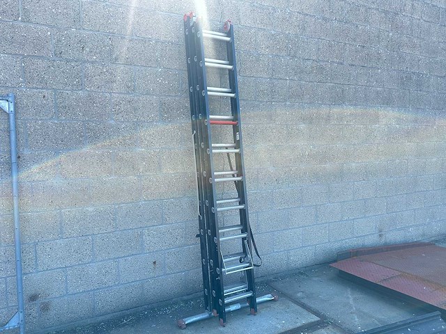 Altrex - zr3072 - mounter reformladder - afbeelding 1 van  3