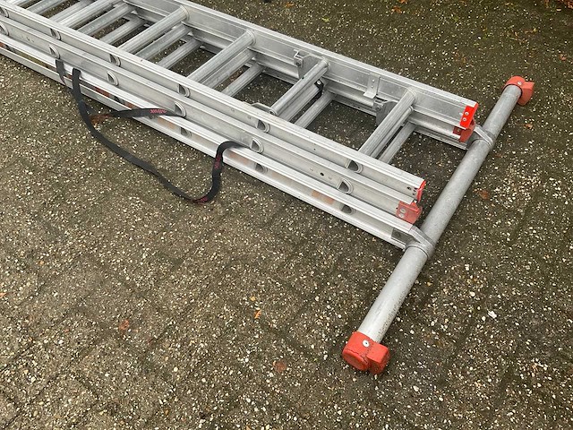 Altrex 3-delige ladder - afbeelding 3 van  4