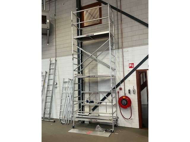 Altrex 3400 mobiele steiger - afbeelding 5 van  12