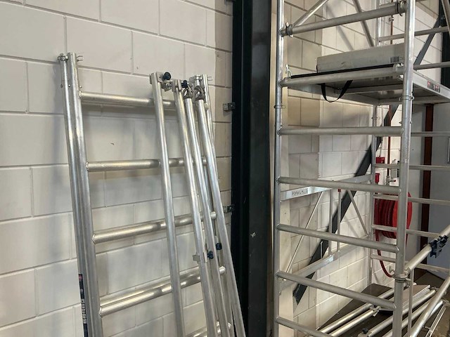 Altrex 3400 mobiele steiger - afbeelding 9 van  12