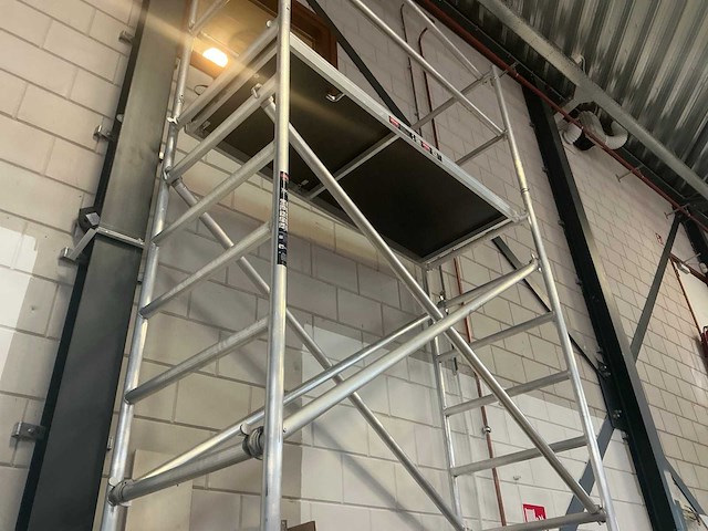 Altrex 3400 mobiele steiger - afbeelding 11 van  12