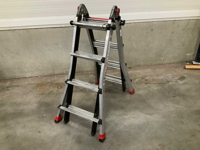 Altrex 4x4 varitrex teleprof ladder en trap - afbeelding 2 van  3
