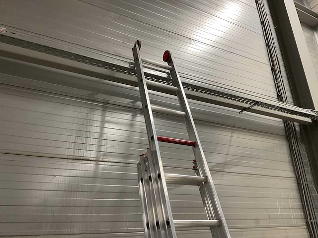 Altrex all round 3x10 opsteekladder - afbeelding 2 van  5