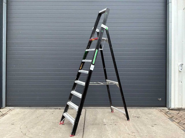 Altrex altrex taurus tgb 8 platformtrap 1x8 - afbeelding 1 van  6