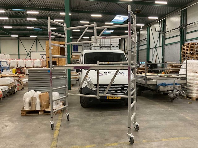 Altrex aluminium vouwsteiger - afbeelding 1 van  7